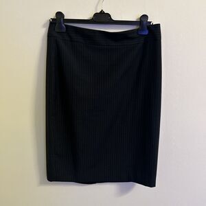 Ann Taylor Size 8 Navy Pinstripe Pencil Skirt Knee Length Work Office